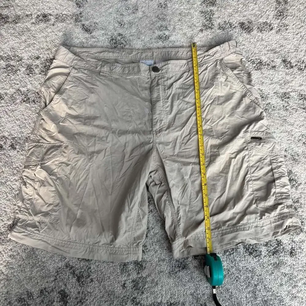 Gorpcore Columbia Omni-Shade Beige Cargo Shorts 🩳